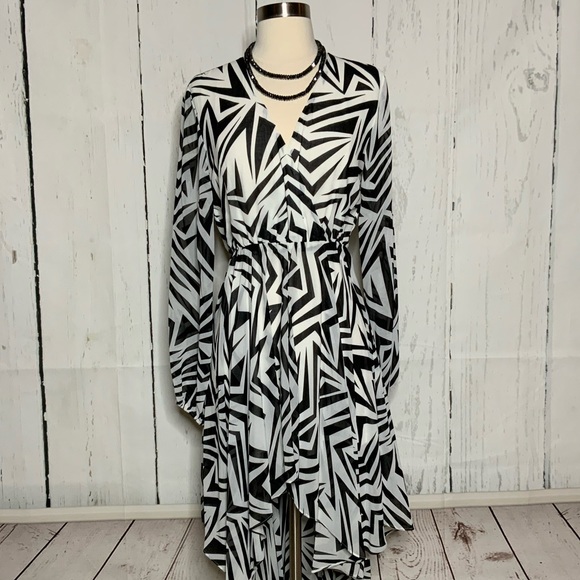 Kardashian Kollection - Picture 5 of 14